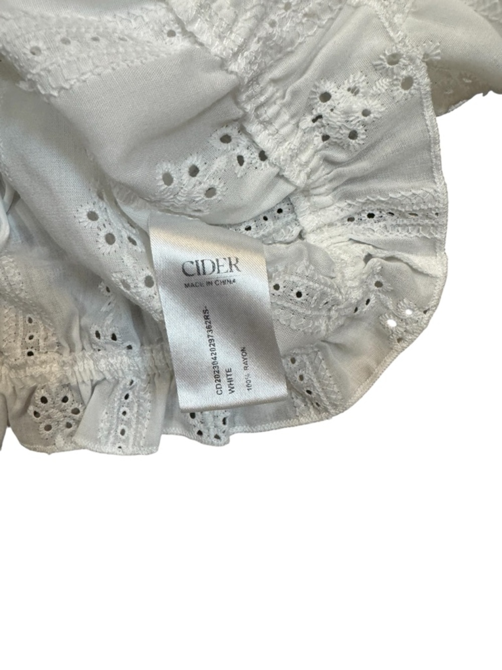 Cider Eyelet Crop Top White Tie Front Ruffle Sleeve Boho XL - Picture 6 of 7